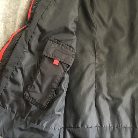 True Character goose down vest, size S. - Picture 4 of 7